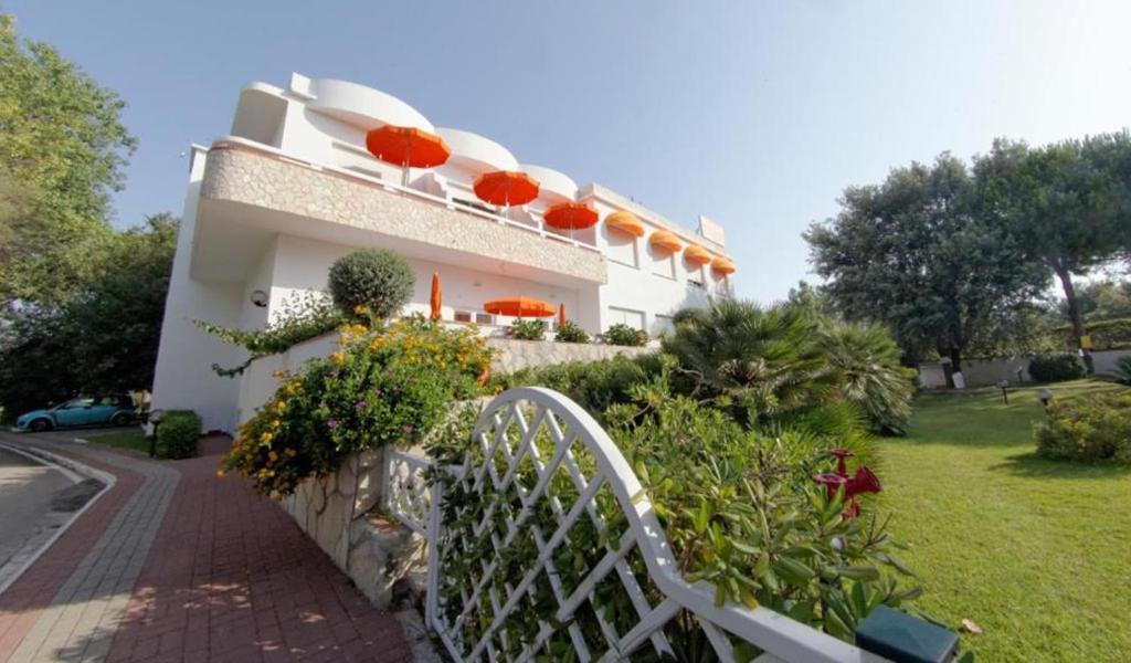 סן פליצ׳ה צ׳ירצ׳או Capo Circeo Beach Resort Spa Fronte Mare מראה חיצוני תמונה