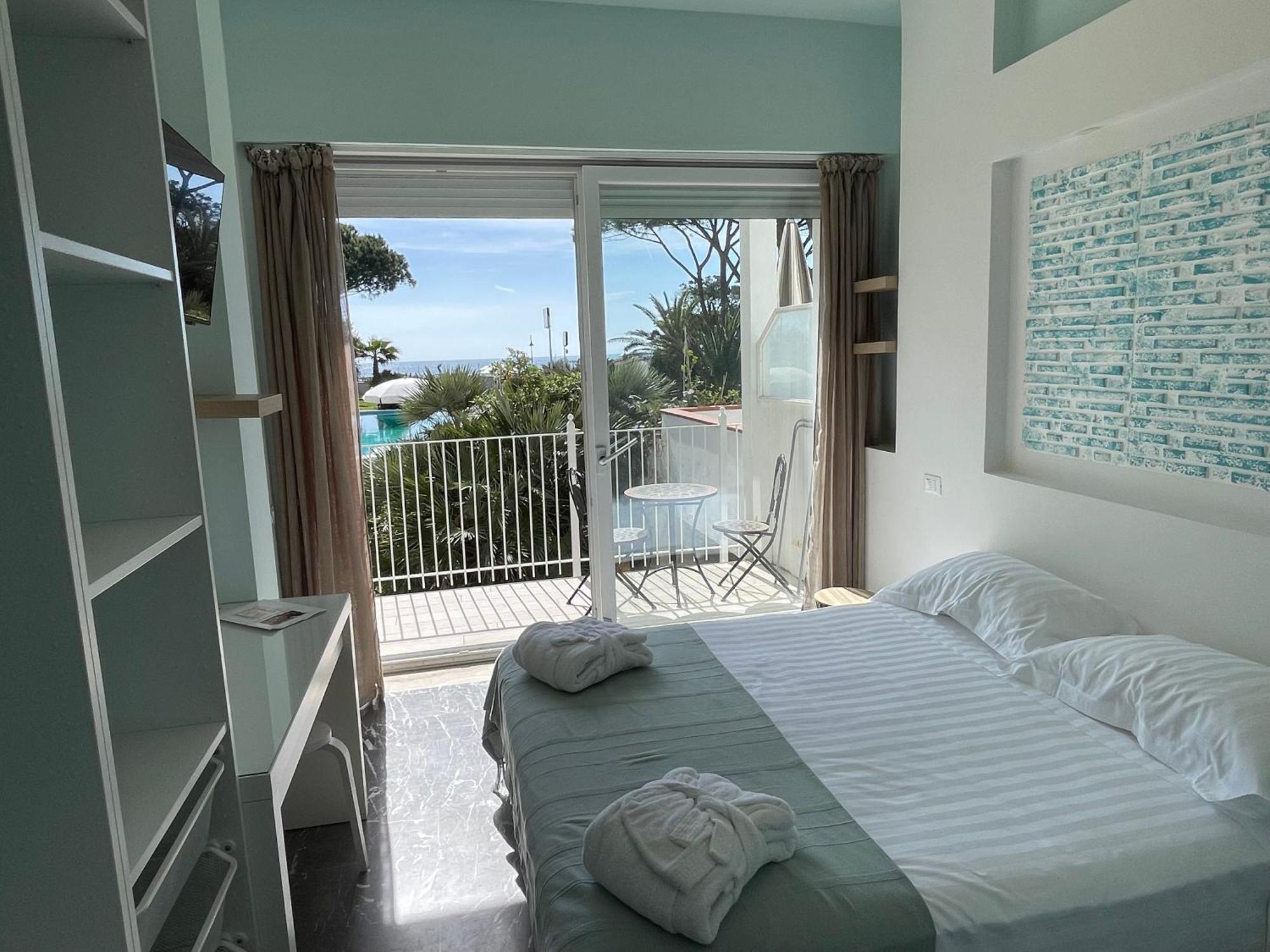 סן פליצ׳ה צ׳ירצ׳או Capo Circeo Beach Resort Spa Fronte Mare מראה חיצוני תמונה
